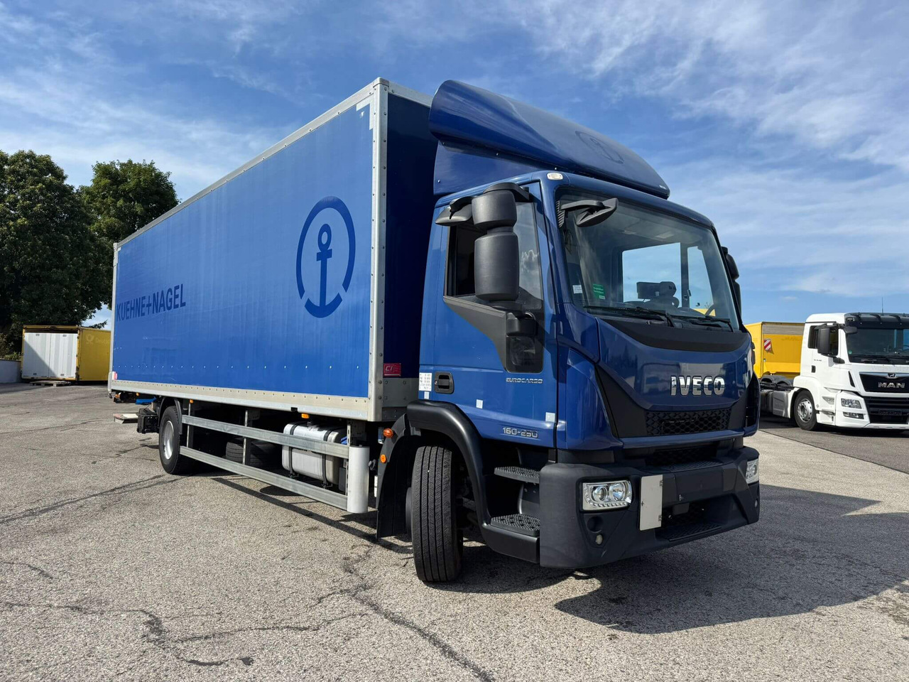 IVECO EUROCARGO 160E25P - Kravas automašīna ar slēgto virsbūvi: foto 1 IVECO EUROCARGO 160E25P - Kravas automašīna ar slēgto virsbūvi: foto 1
