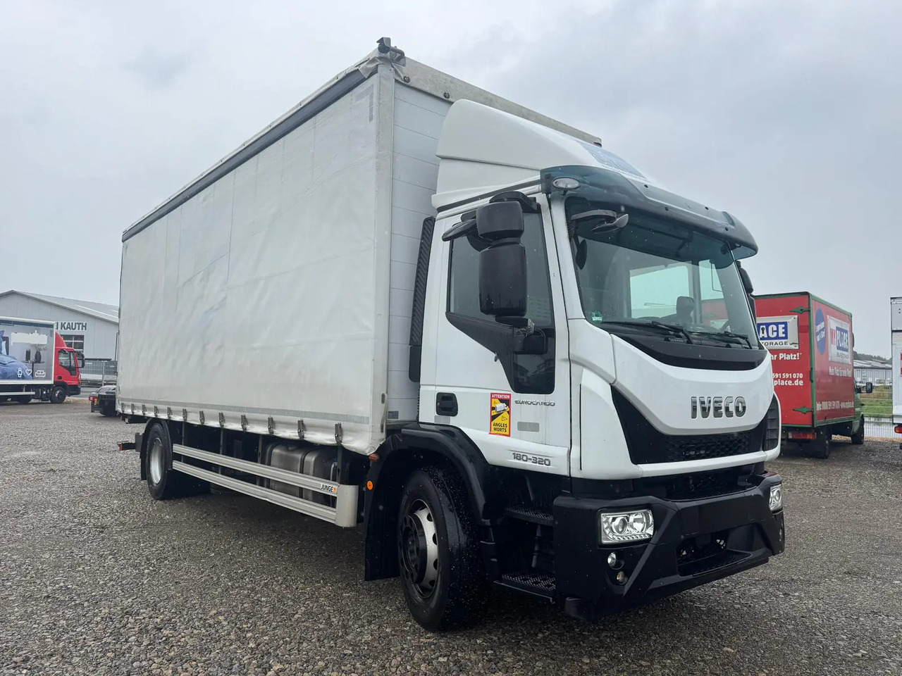 IVECO EUROCARGO 180E32P - Kravas automašīna ar tentu: foto 1 IVECO EUROCARGO 180E32P - Kravas automašīna ar tentu: foto 1