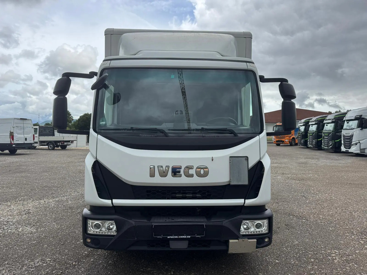 IVECO EUROCARGO 75E19P - Kravas automašīna ar slēgto virsbūvi: foto 2 IVECO EUROCARGO 75E19P - Kravas automašīna ar slēgto virsbūvi: foto 2