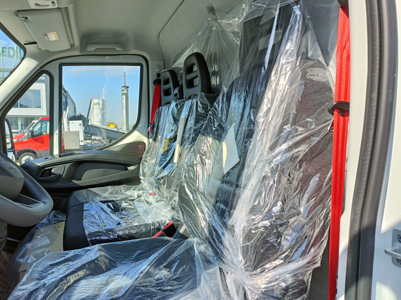 Komercauto IVECO DAILY 35C16 MOD. 2025 A TELAIO NUOVO: foto 7