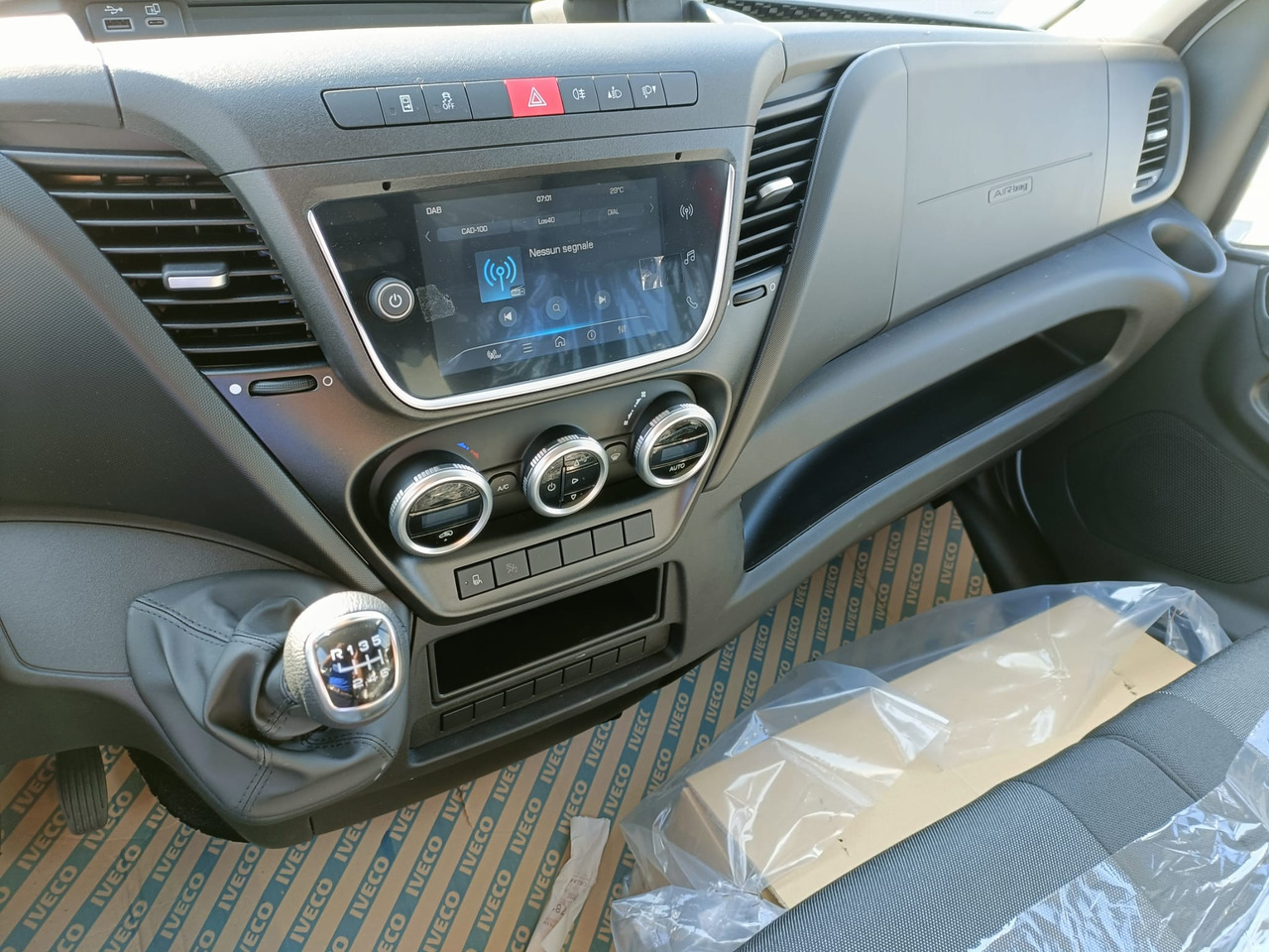 Komercauto IVECO DAILY 35C16 MOD. 2025 A TELAIO NUOVO: foto 9