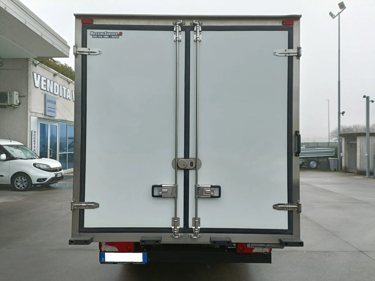 MERCEDES BENZ SPRINTER 415 150 CV - Komercauto refrižerators: foto 5 MERCEDES BENZ SPRINTER 415 150 CV - Komercauto refrižerators: foto 5