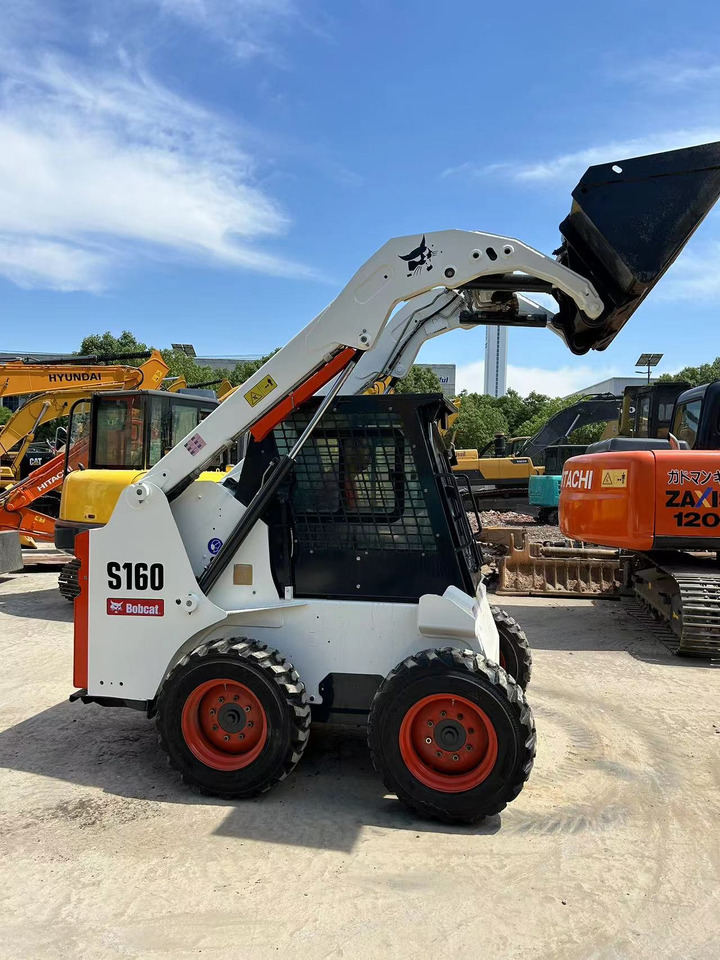 Kompaktiekrāvējs Bobcat S160: foto 7