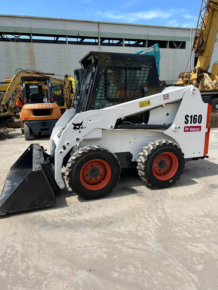 Bobcat S160 - Kompaktiekrāvējs: foto 4 Bobcat S160 - Kompaktiekrāvējs: foto 4