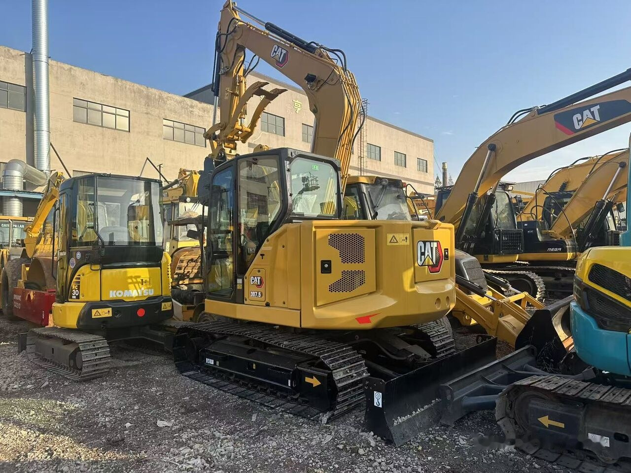Caterpillar 307.5 - Kāpurķēžu ekskavators: foto 5 Caterpillar 307.5 - Kāpurķēžu ekskavators: foto 5