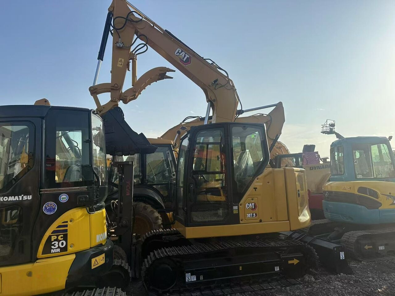 Caterpillar 307.5 - Kāpurķēžu ekskavators: foto 4 Caterpillar 307.5 - Kāpurķēžu ekskavators: foto 4