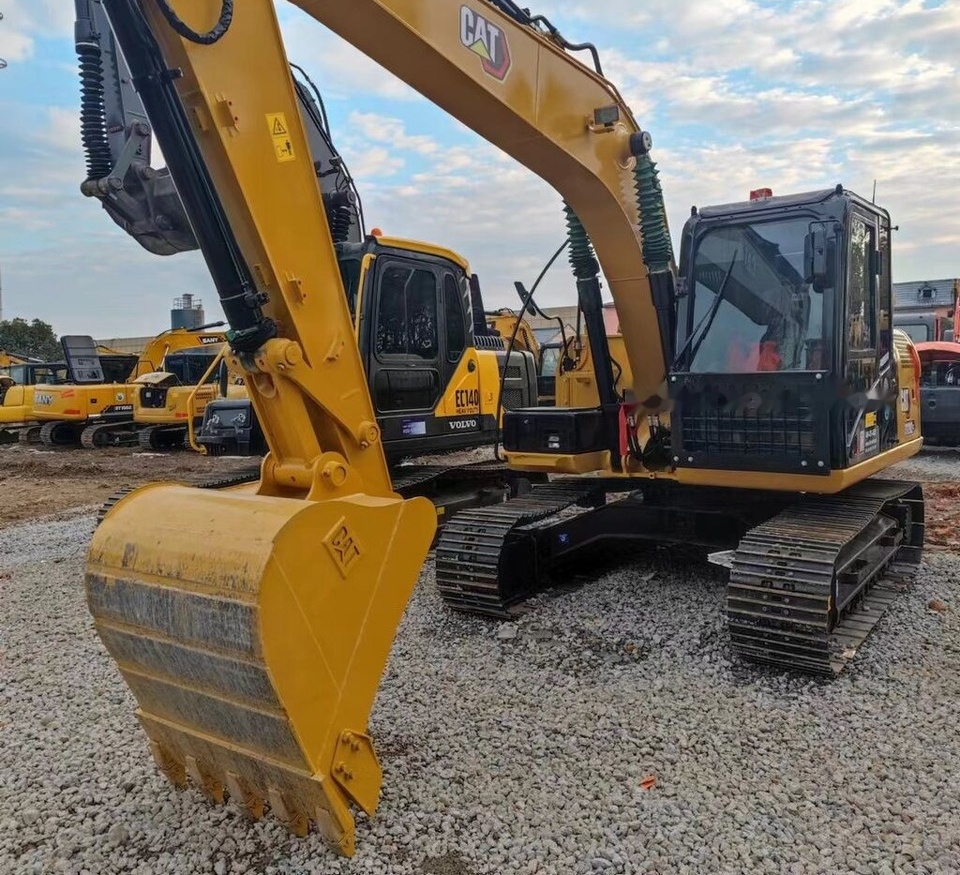 Caterpillar 312d2gc - Kāpurķēžu ekskavators: foto 4 Caterpillar 312d2gc - Kāpurķēžu ekskavators: foto 4