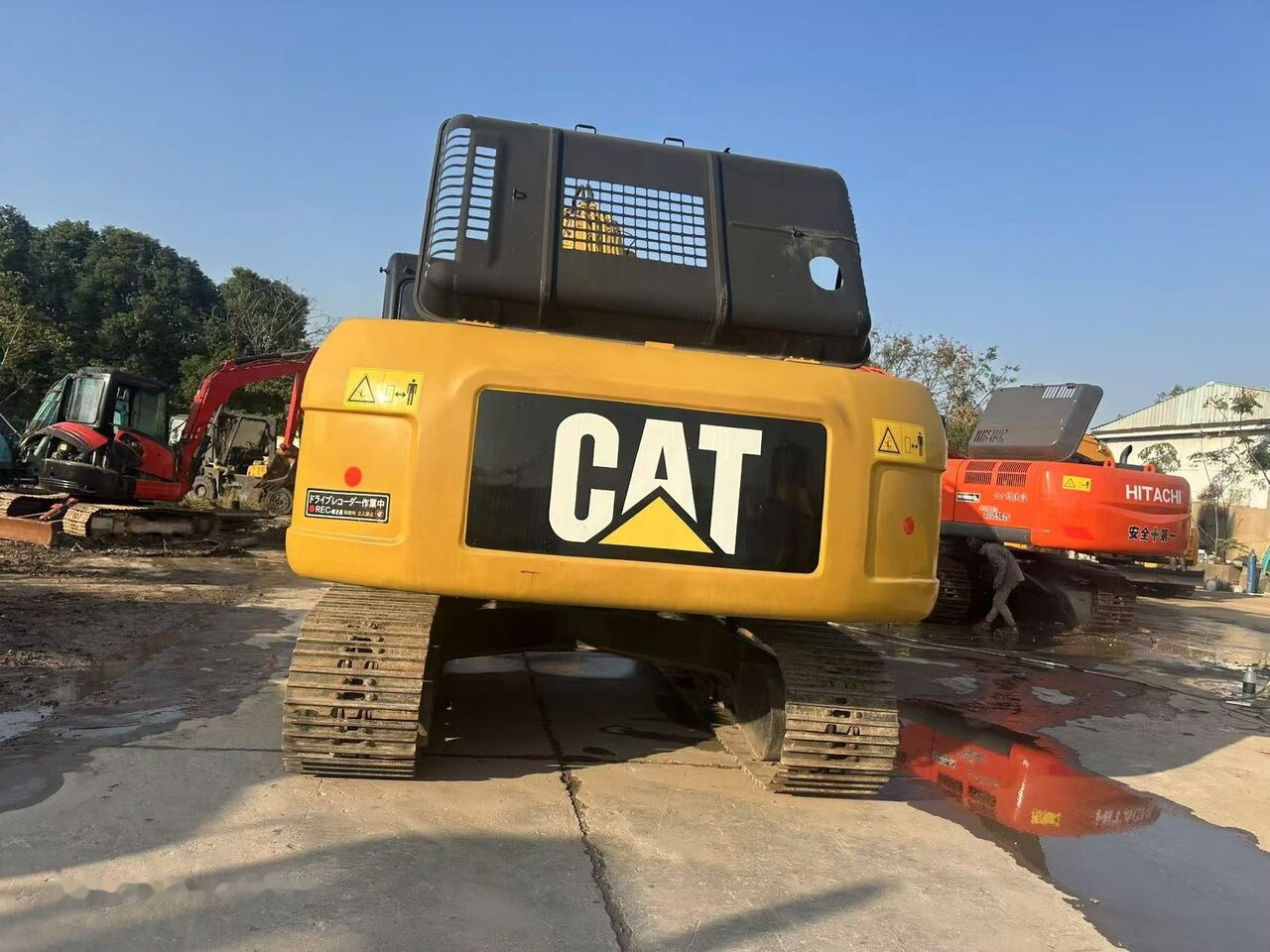 Kāpurķēžu ekskavators Caterpillar 325D: foto 8
