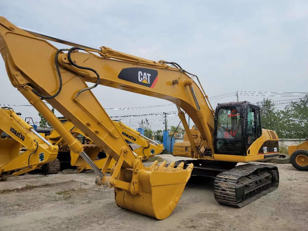 Kāpurķēžu ekskavators Caterpillar 325D: foto 6