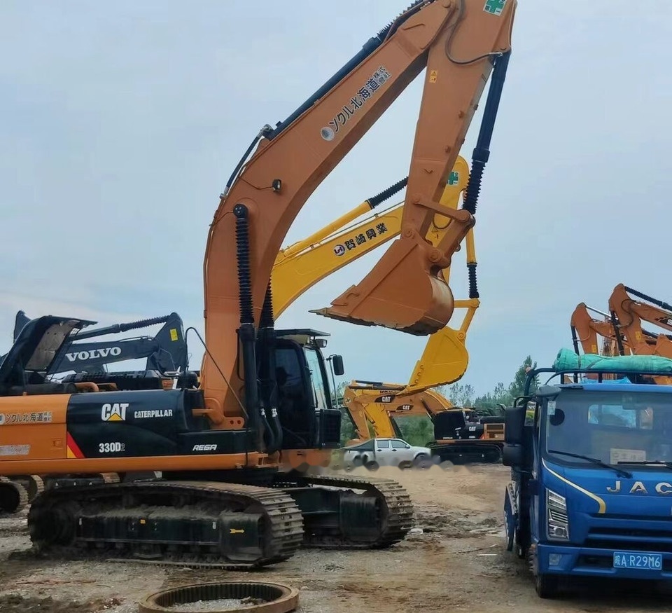 Caterpillar 330D - Kāpurķēžu ekskavators: foto 2 Caterpillar 330D - Kāpurķēžu ekskavators: foto 2