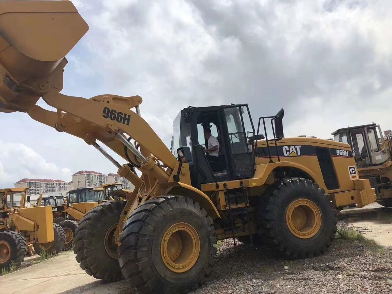 Caterpillar 966H - Riteņu iekrāvējs: foto 4 Caterpillar 966H - Riteņu iekrāvējs: foto 4