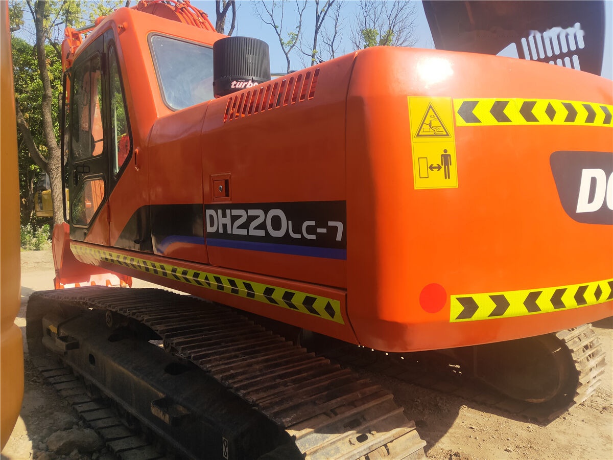 Doosan 220LC-7 - Kāpurķēžu ekskavators: foto 5 Doosan 220LC-7 - Kāpurķēžu ekskavators: foto 5
