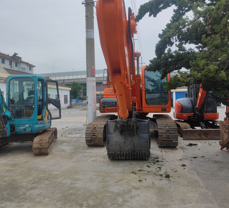 Doosan DX225LC-7 - Kāpurķēžu ekskavators: foto 4 Doosan DX225LC-7 - Kāpurķēžu ekskavators: foto 4