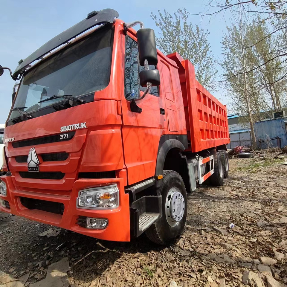 HOWO 371 6X4 - Kravas automašīna pašizgāzējs: foto 4 HOWO 371 6X4 - Kravas automašīna pašizgāzējs: foto 4