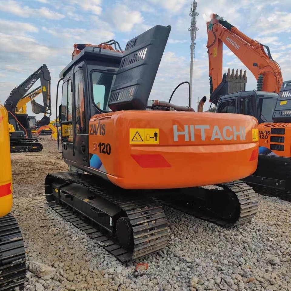 Hitachi ZX120 - Kāpurķēžu ekskavators: foto 5 Hitachi ZX120 - Kāpurķēžu ekskavators: foto 5