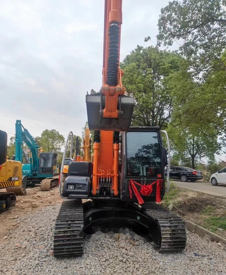 Hitachi ZX120 līzingu Hitachi ZX120: foto 6