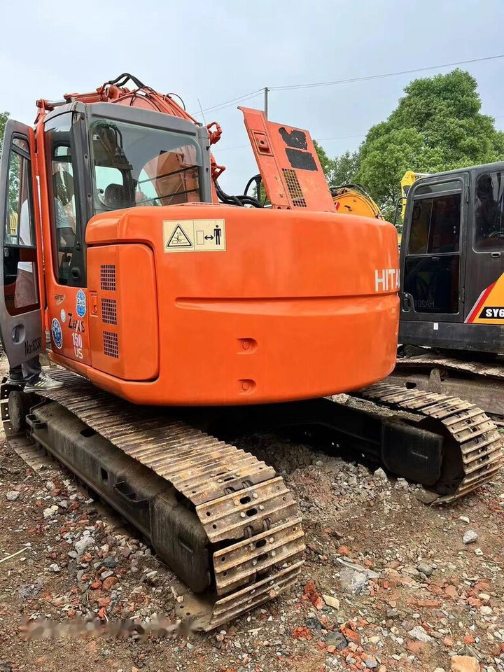 Hitachi ZX135 - Kāpurķēžu ekskavators: foto 4 Hitachi ZX135 - Kāpurķēžu ekskavators: foto 4