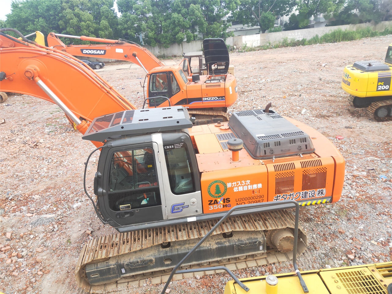 Hitachi ZX350H-3G - Kāpurķēžu ekskavators: foto 2 Hitachi ZX350H-3G - Kāpurķēžu ekskavators: foto 2