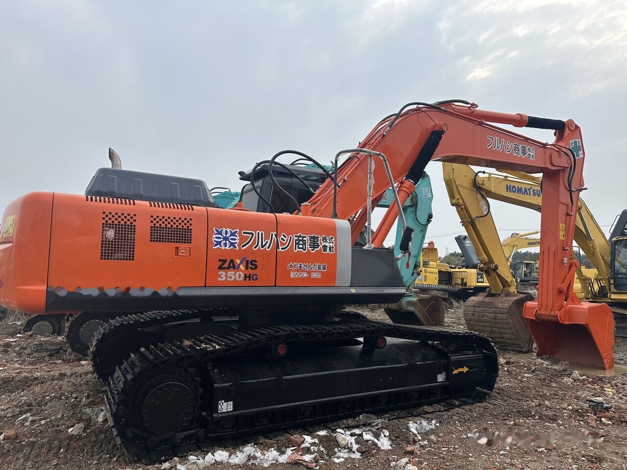 Hitachi ZX350HG - Kāpurķēžu ekskavators: foto 5 Hitachi ZX350HG - Kāpurķēžu ekskavators: foto 5