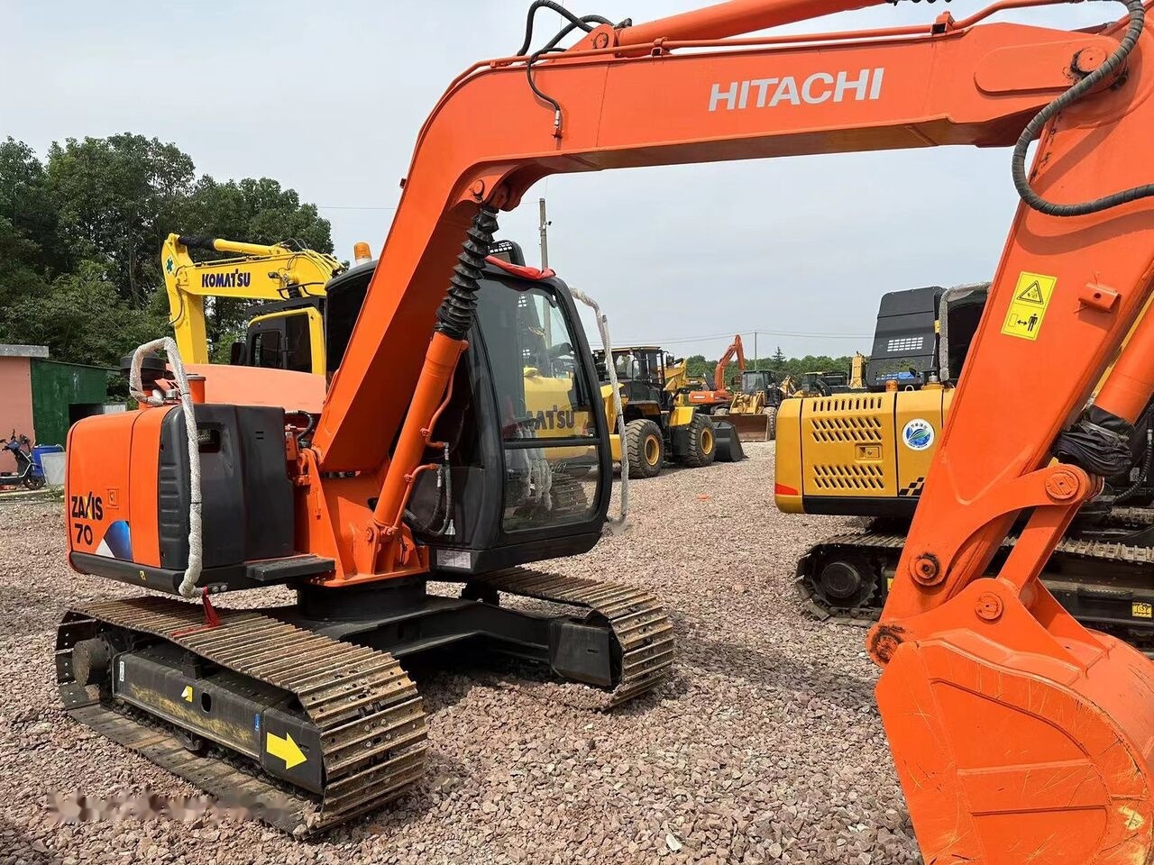 Hitachi ZX70 - Mini-ekskavators: foto 5 Hitachi ZX70 - Mini-ekskavators: foto 5