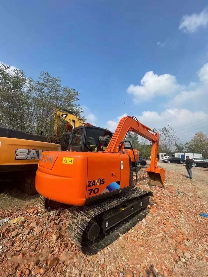 Hitachi ZX70 - Kāpurķēžu ekskavators: foto 5 Hitachi ZX70 - Kāpurķēžu ekskavators: foto 5