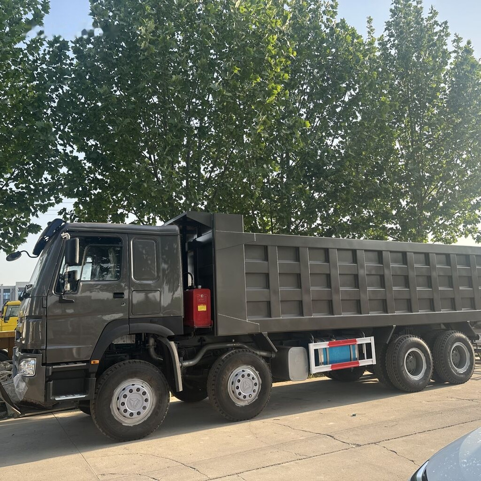 Howo 371 8*4 - Kravas automašīna pašizgāzējs: foto 3 Howo 371 8*4 - Kravas automašīna pašizgāzējs: foto 3