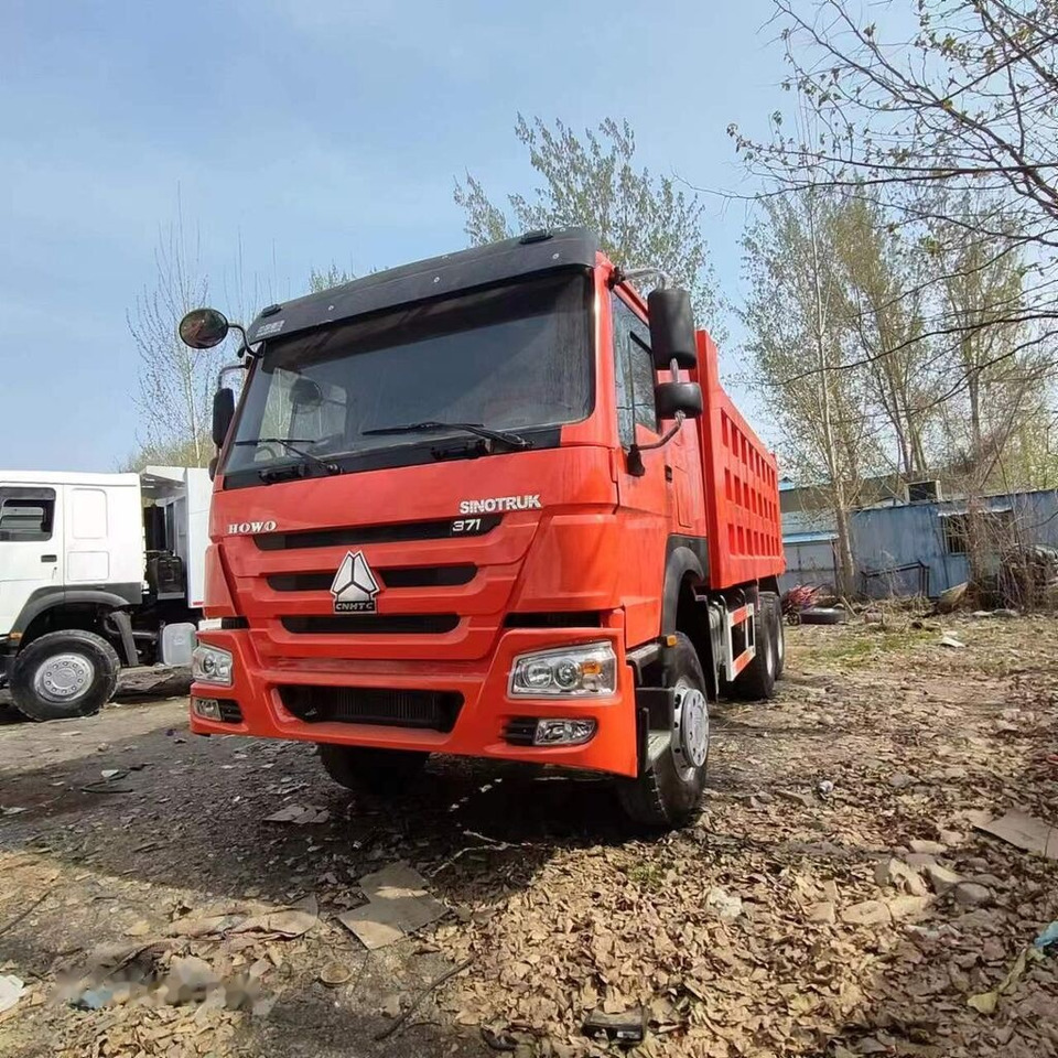 Howo 371 - Kravas automašīna pašizgāzējs: foto 5 Howo 371 - Kravas automašīna pašizgāzējs: foto 5