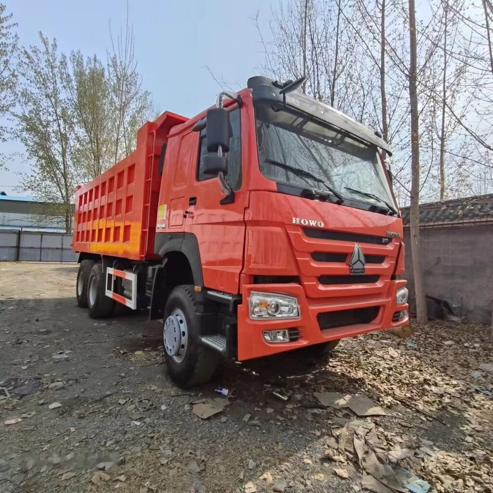 Howo 371 - Kravas automašīna pašizgāzējs: foto 4 Howo 371 - Kravas automašīna pašizgāzējs: foto 4