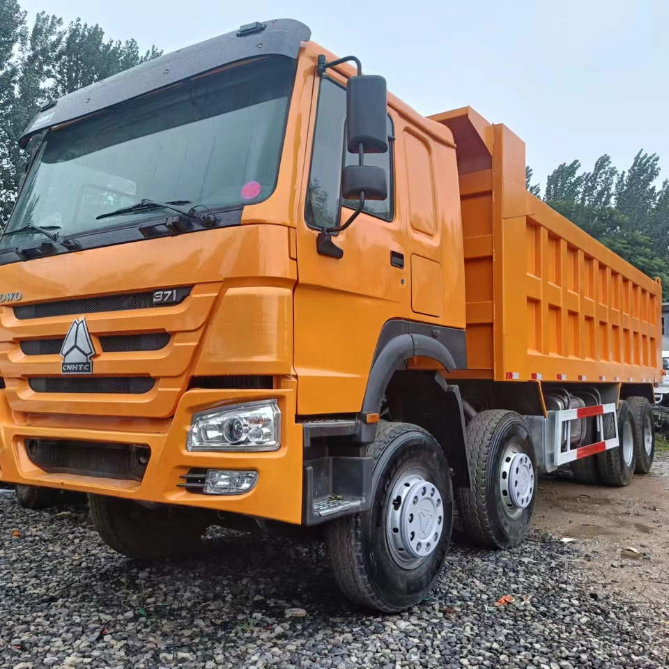 Howo HOWO 8x4 DUMP TRUCK - Kravas automašīna pašizgāzējs: foto 1 Howo HOWO 8x4 DUMP TRUCK - Kravas automašīna pašizgāzējs: foto 1
