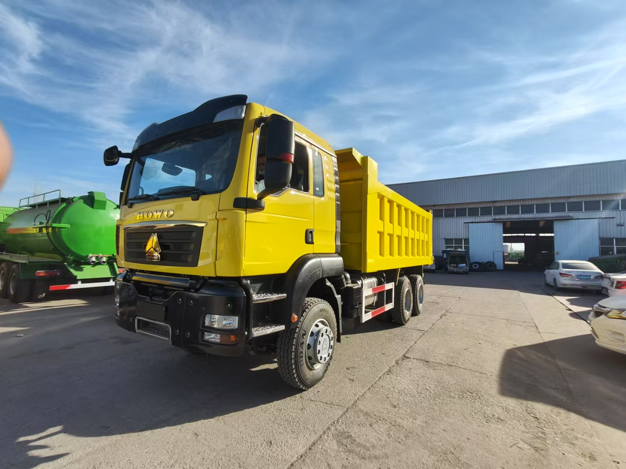 Howo HOWO TX 6X4 Dump Truck - Kravas automašīna pašizgāzējs: foto 1 Howo HOWO TX 6X4 Dump Truck - Kravas automašīna pašizgāzējs: foto 1