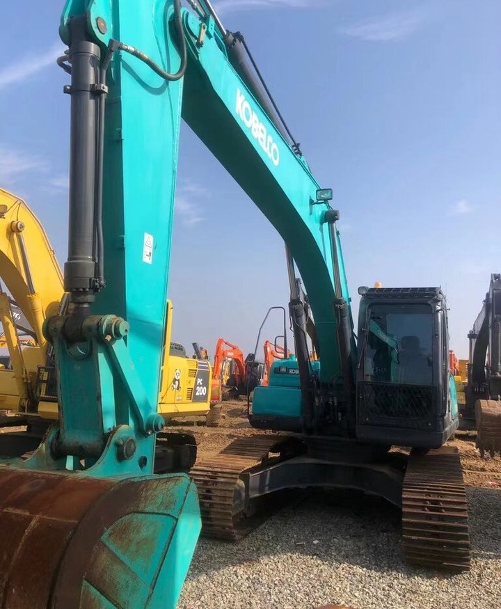 Kobelco SK260 - Kāpurķēžu ekskavators: foto 3 Kobelco SK260 - Kāpurķēžu ekskavators: foto 3