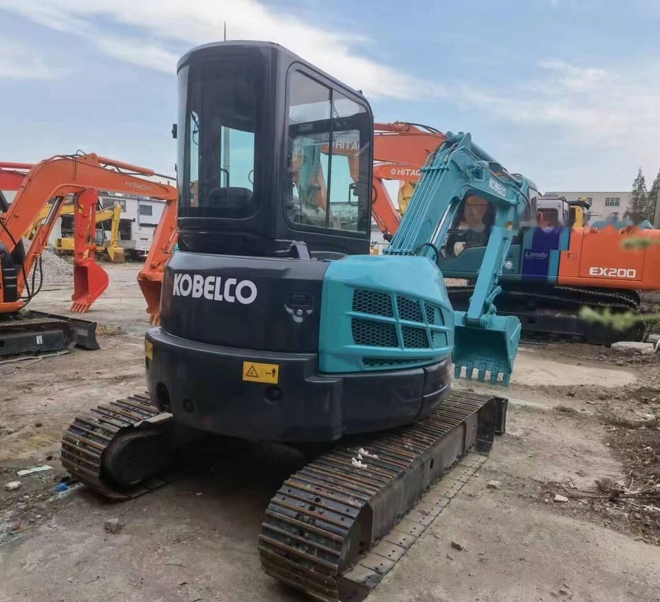 Kobelco SK55 - Kāpurķēžu ekskavators: foto 5 Kobelco SK55 - Kāpurķēžu ekskavators: foto 5