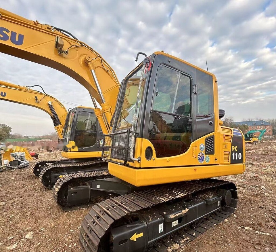 Komatsu PC110 - Kāpurķēžu ekskavators: foto 1 Komatsu PC110 - Kāpurķēžu ekskavators: foto 1