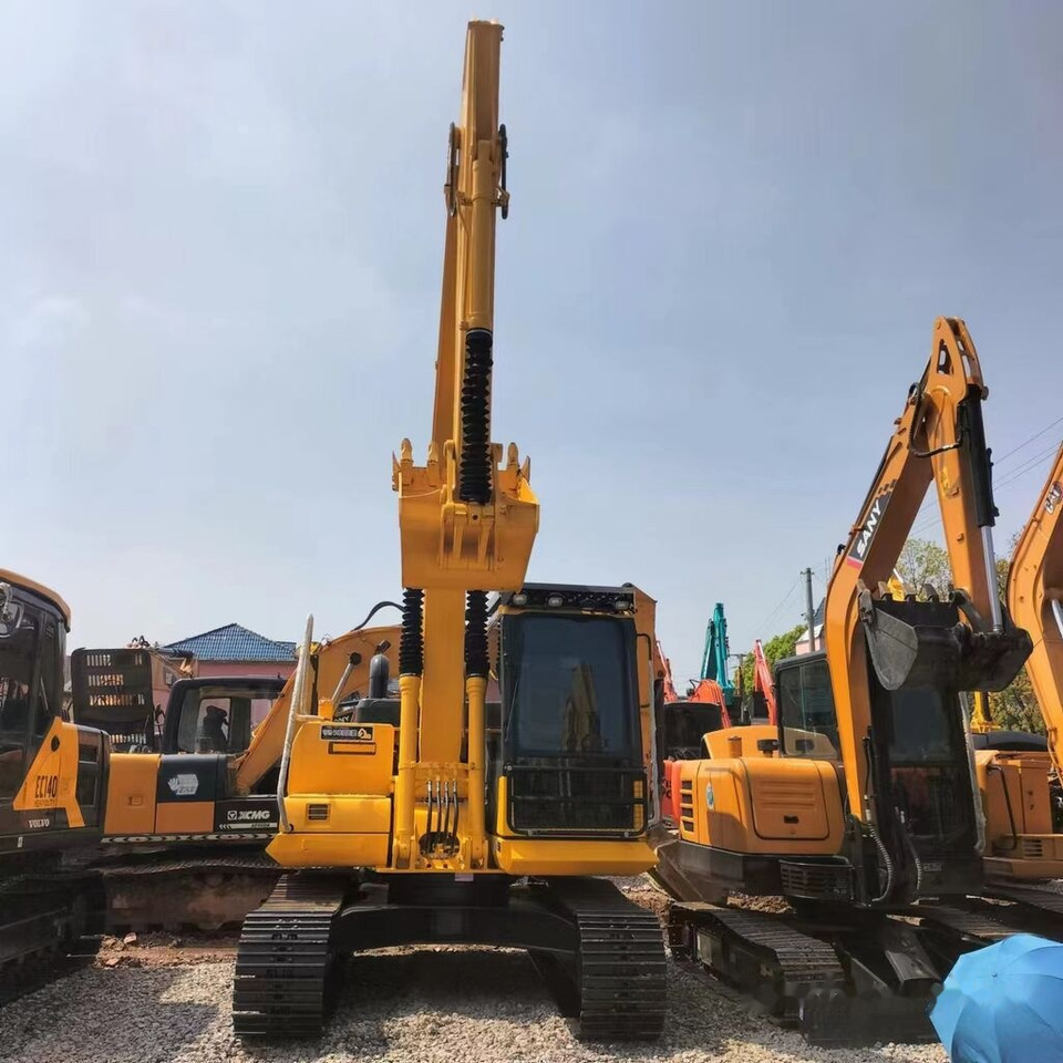 Komatsu PC130 - Kāpurķēžu ekskavators: foto 5 Komatsu PC130 - Kāpurķēžu ekskavators: foto 5
