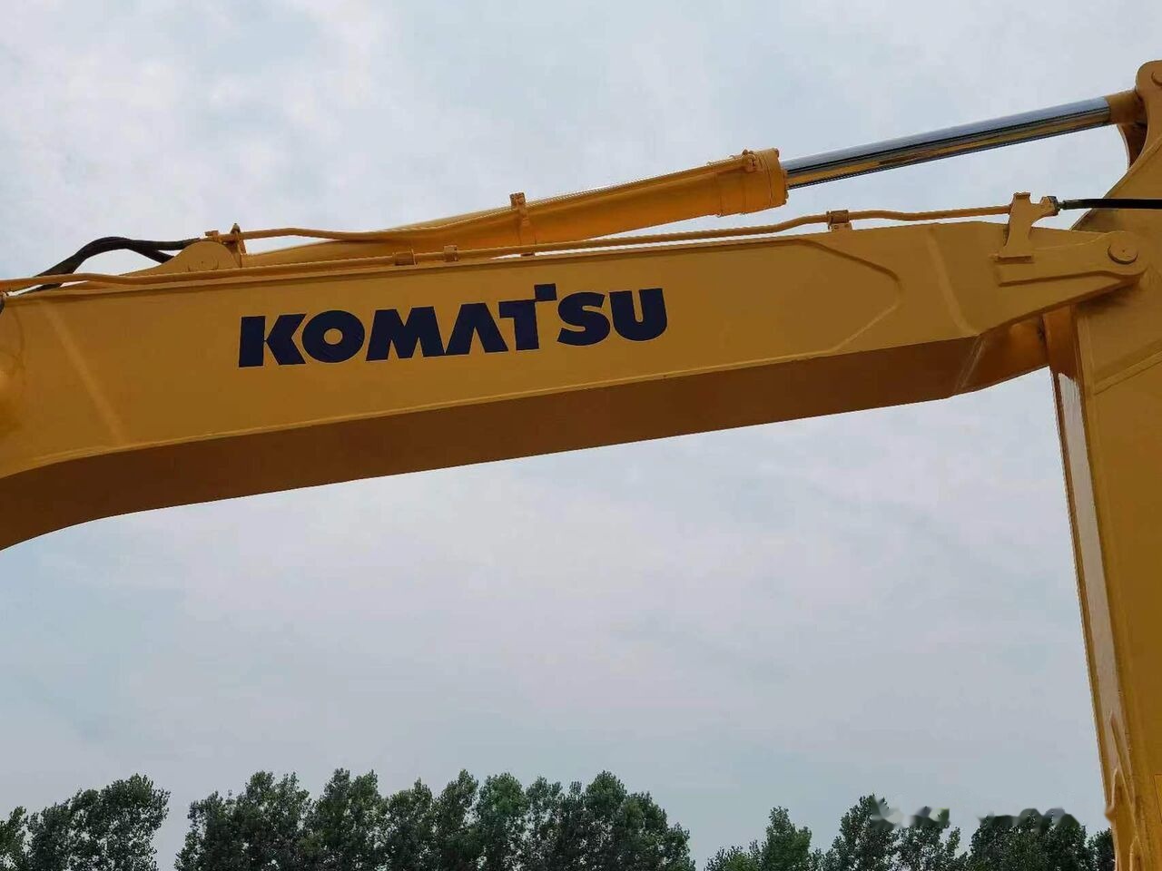 Komatsu PC300-7 - Kāpurķēžu ekskavators: foto 3 Komatsu PC300-7 - Kāpurķēžu ekskavators: foto 3