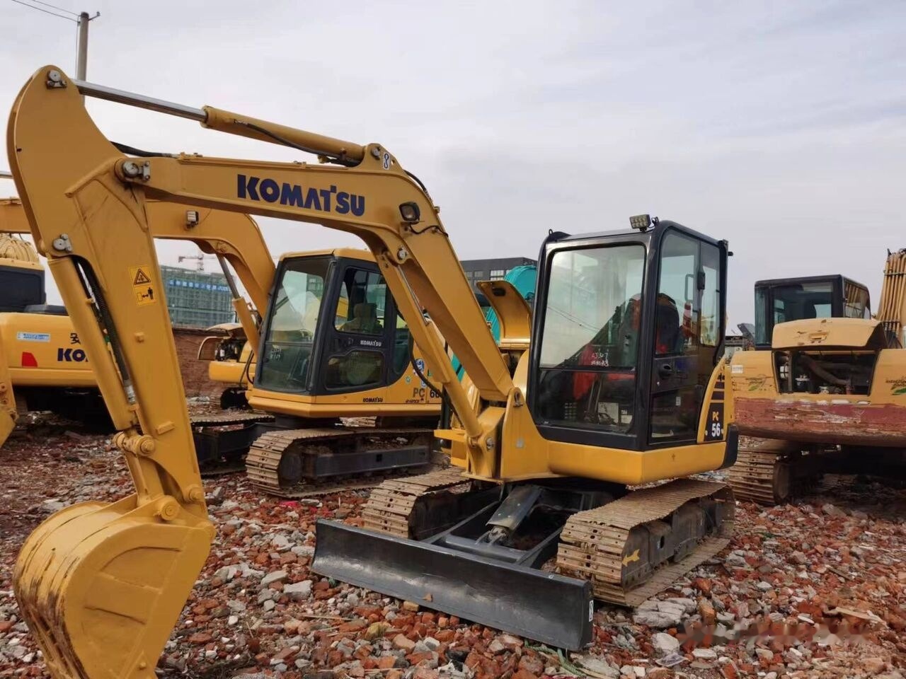 Komatsu PC56 - Mini-ekskavators: foto 2 Komatsu PC56 - Mini-ekskavators: foto 2