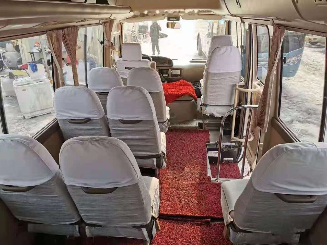 Toyota Coaster - Pilsētas autobuss: foto 4 Toyota Coaster - Pilsētas autobuss: foto 4