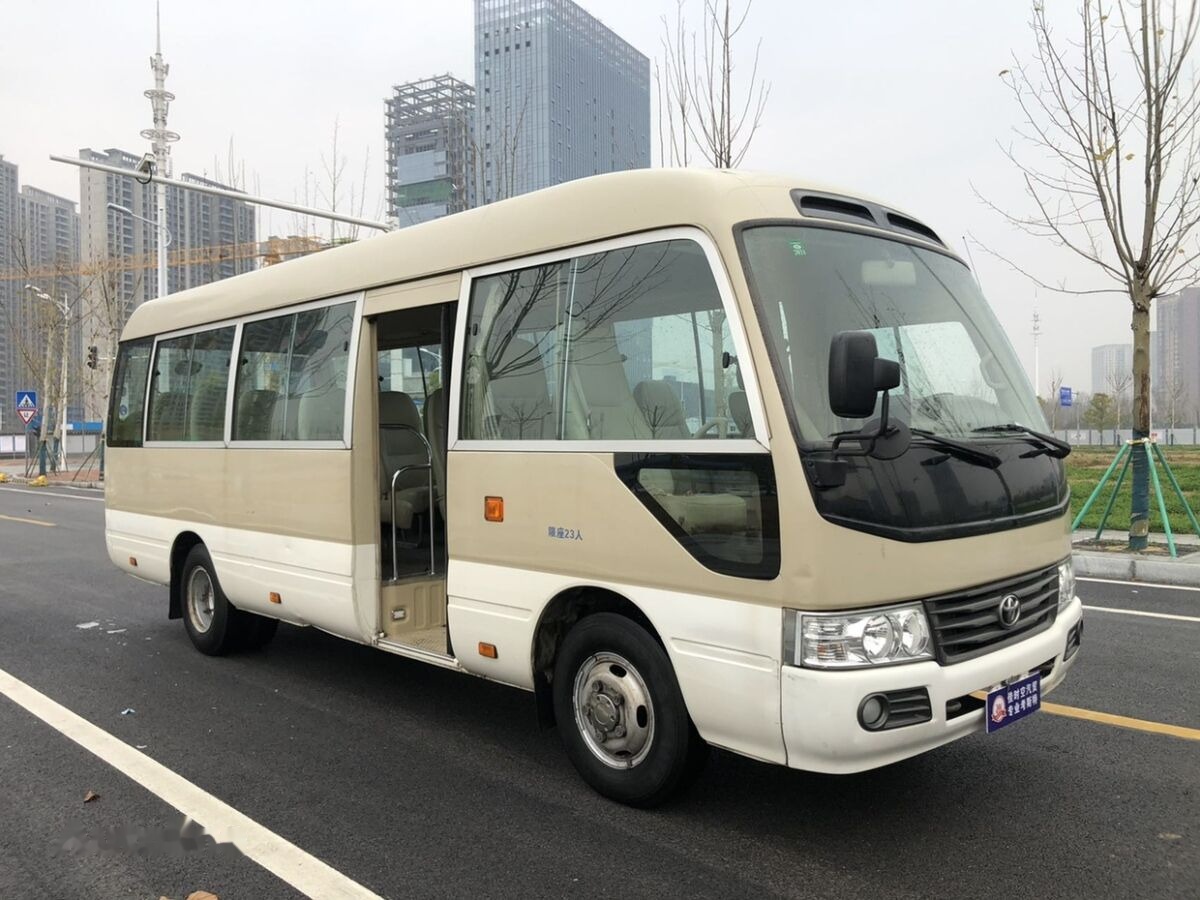 Toyota Coaster - Pilsētas autobuss: foto 5 Toyota Coaster - Pilsētas autobuss: foto 5