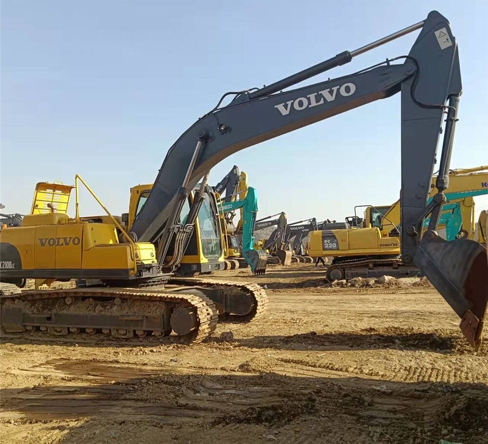 Volvo EC210B - Kāpurķēžu ekskavators: foto 4 Volvo EC210B - Kāpurķēžu ekskavators: foto 4