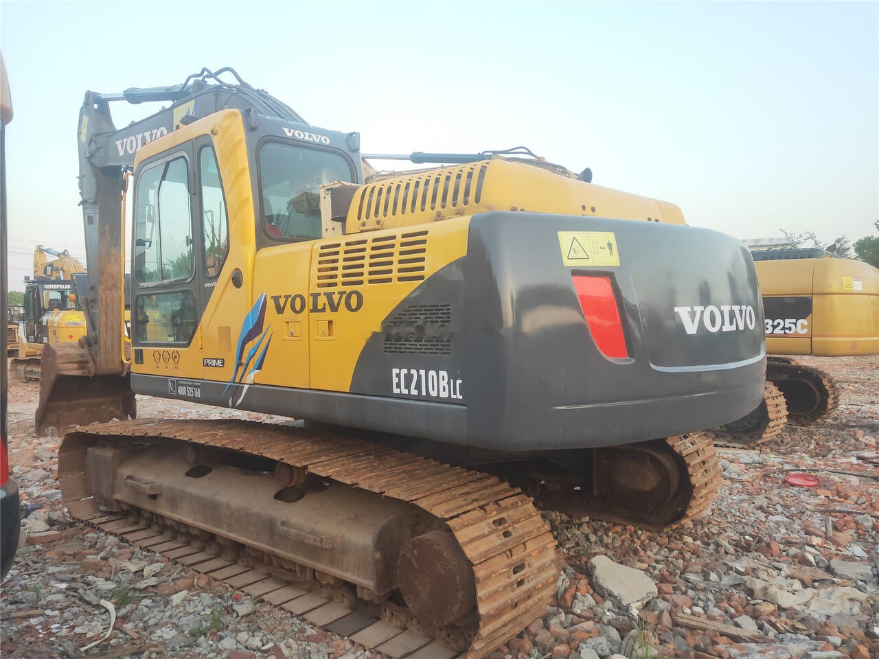 Volvo EC210BLC - Kāpurķēžu ekskavators: foto 2 Volvo EC210BLC - Kāpurķēžu ekskavators: foto 2