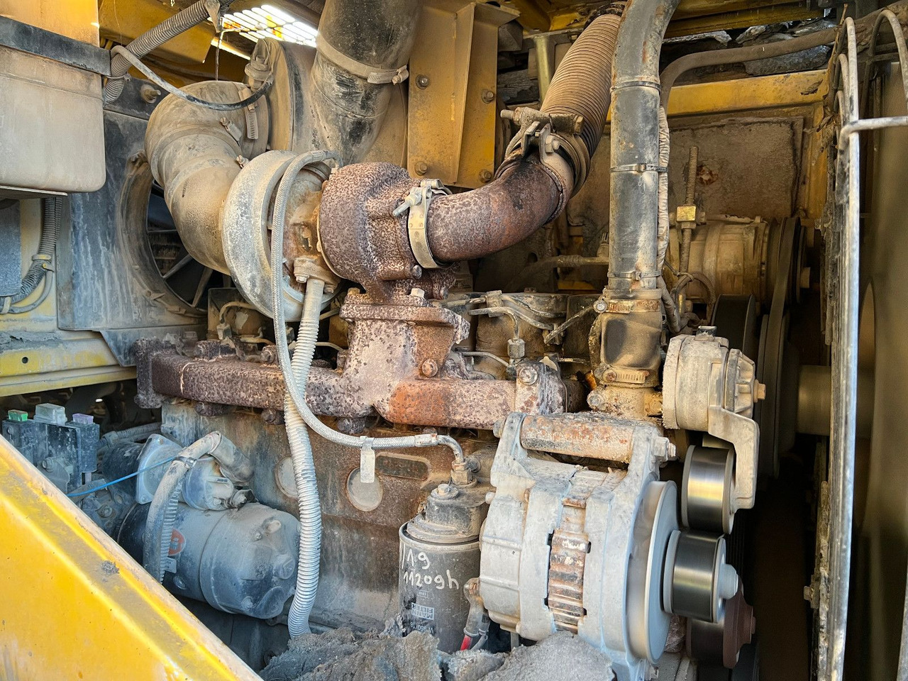 Komatsu WA 270 - Riteņu iekrāvējs: foto 5 Komatsu WA 270 - Riteņu iekrāvējs: foto 5