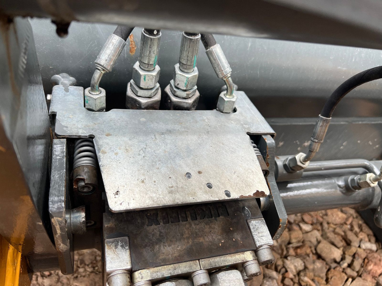 Liebherr L 507 Stereo V Likufix 2x verfügbar - Riteņu iekrāvējs: foto 4 Liebherr L 507 Stereo V Likufix 2x verfügbar - Riteņu iekrāvējs: foto 4