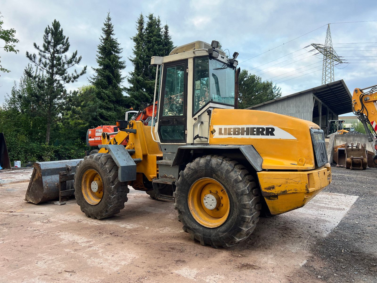 Liebherr L 514 Stereo - Riteņu iekrāvējs: foto 1 Liebherr L 514 Stereo - Riteņu iekrāvējs: foto 1