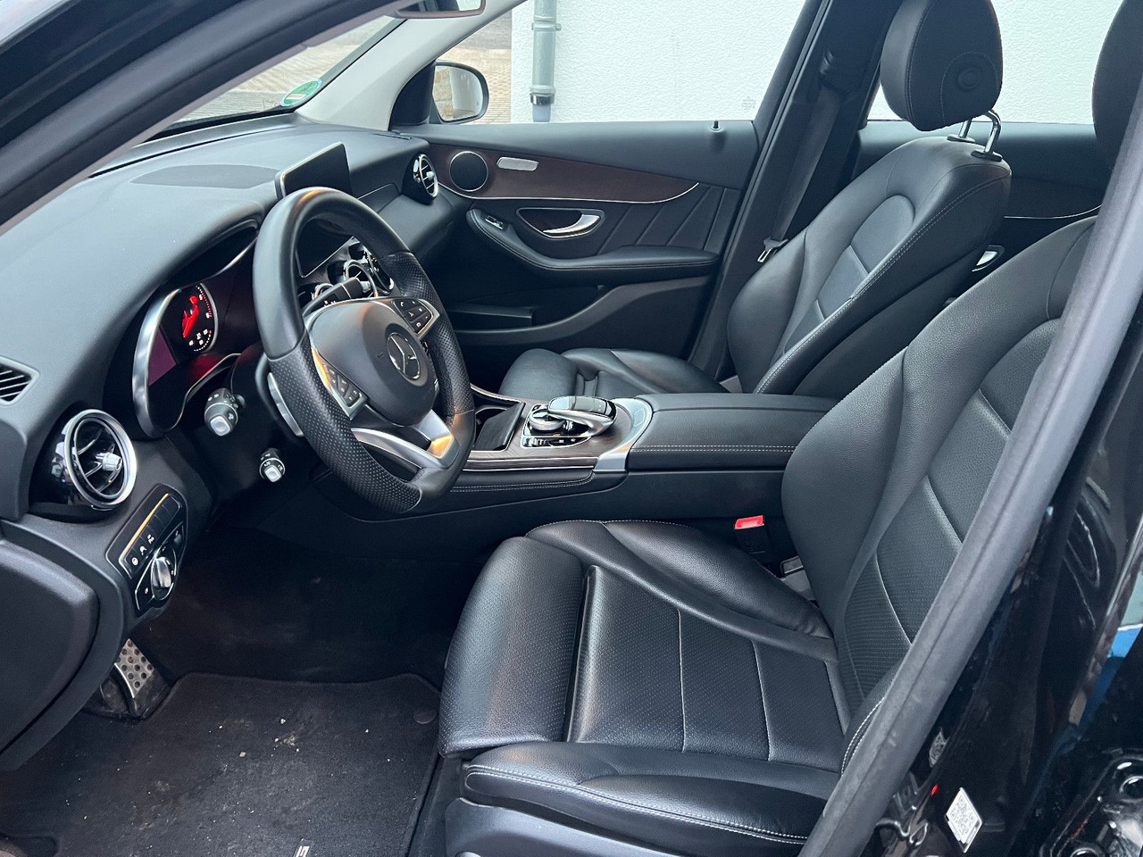 Mercedes-Benz GLC 250 GLC GLC 250 d 4Matic - SUV: foto 3 Mercedes-Benz GLC 250 GLC GLC 250 d 4Matic - SUV: foto 3