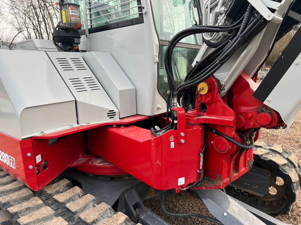 Takeuchi TB 280 FR V4 Takeuchi TB 280 FR V4 - Kāpurķēžu ekskavators: foto 4 Takeuchi TB 280 FR V4 Takeuchi TB 280 FR V4 - Kāpurķēžu ekskavators: foto 4