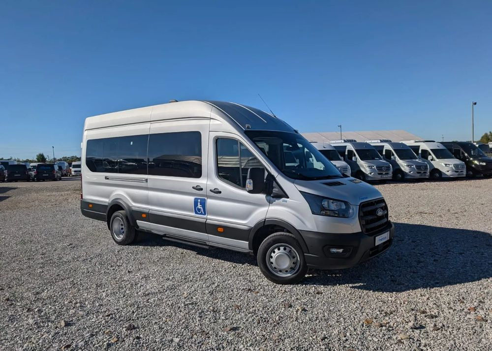 Ford Transit - Mikroautobuss, Pasažieru furgons: foto 2 Ford Transit - Mikroautobuss, Pasažieru furgons: foto 2