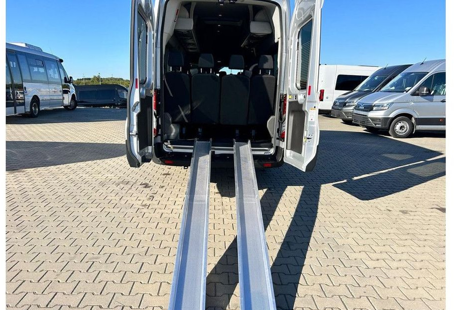 Mikroautobuss, Pasažieru furgons Ford Transit: foto 17
