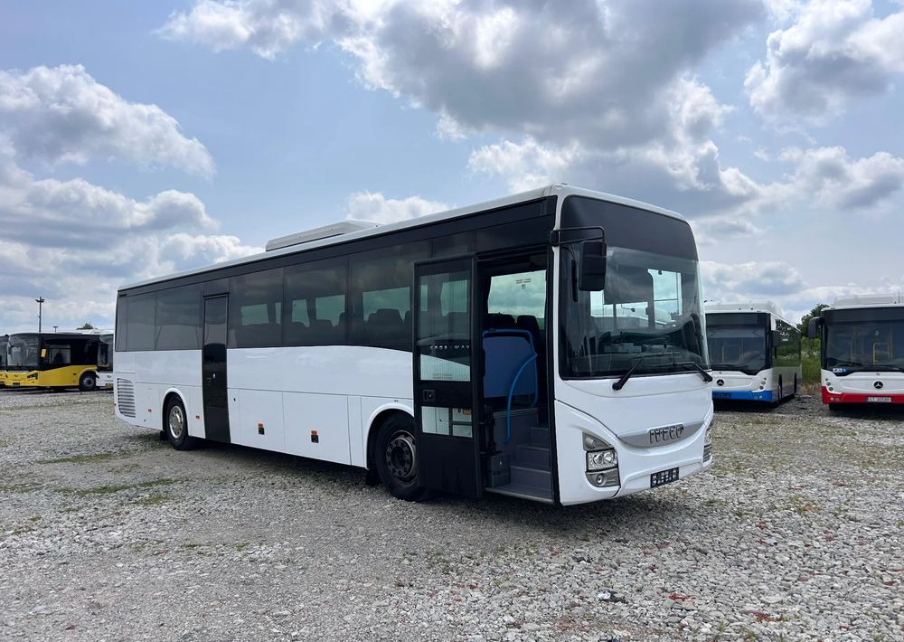Iveco Crossway - Piepilsētas autobuss: foto 1 Iveco Crossway - Piepilsētas autobuss: foto 1