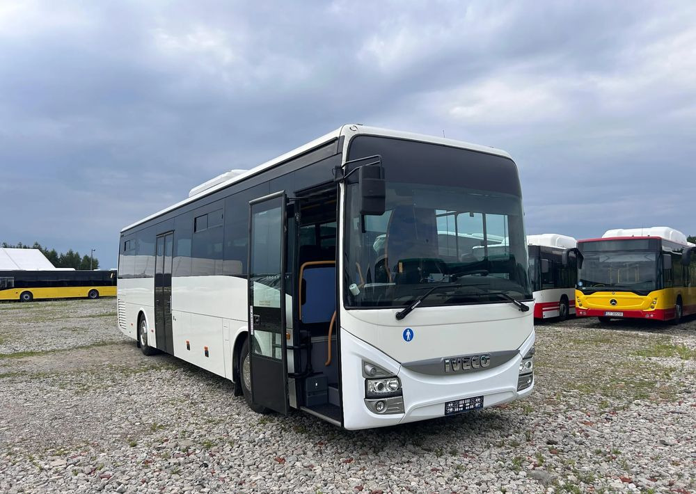 Iveco Crossway - Piepilsētas autobuss: foto 1 Iveco Crossway - Piepilsētas autobuss: foto 1
