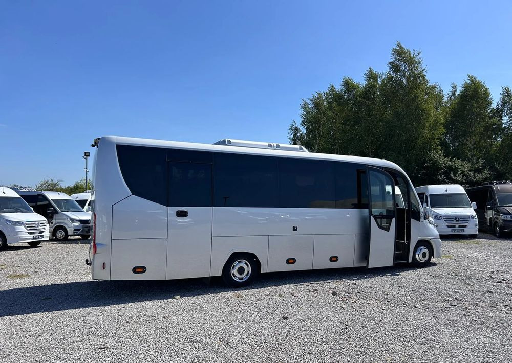 Iveco Daily - Mikroautobuss, Pasažieru furgons: foto 4 Iveco Daily - Mikroautobuss, Pasažieru furgons: foto 4